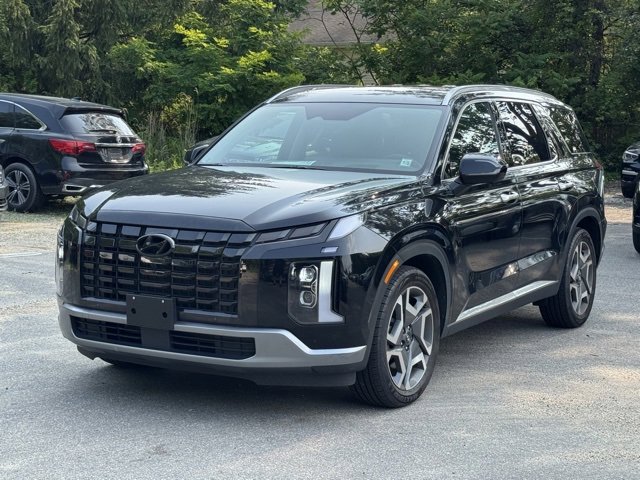 Used 2024 Hyundai Palisade Limited image 1
