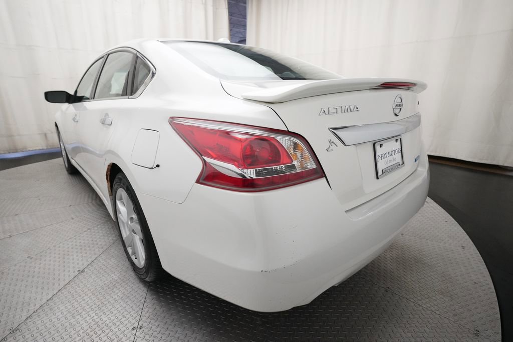 Used 2013 Nissan Altima 2.5 SV FWD image 33