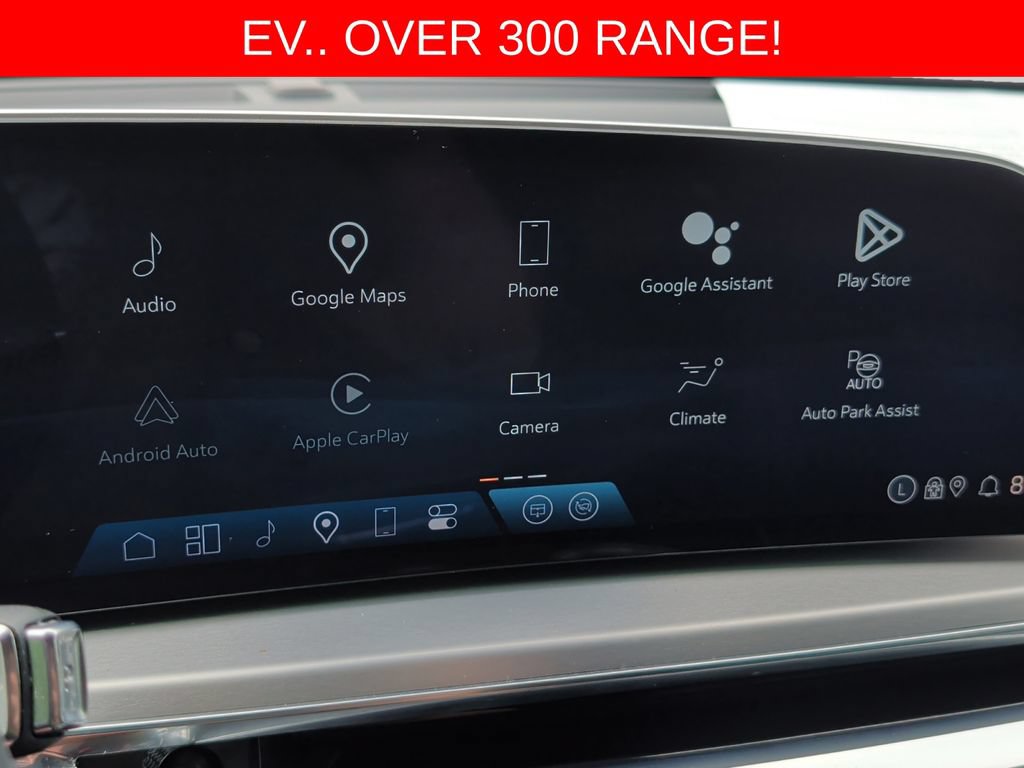 Used 2024 Cadillac Lyriq Luxury AWD/4WD image 19