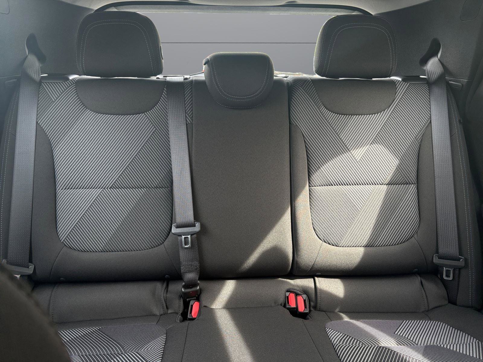 New 2027 Chevrolet Bolt LT w/ Comfort Package FWD image 18