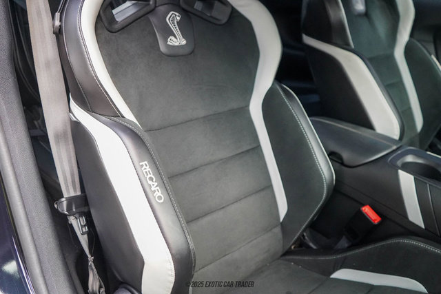Used 2022 Ford Mustang Shelby GT500 w/ Technology Package image 32