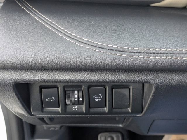 Used 2020 Subaru Outback Limited image 22