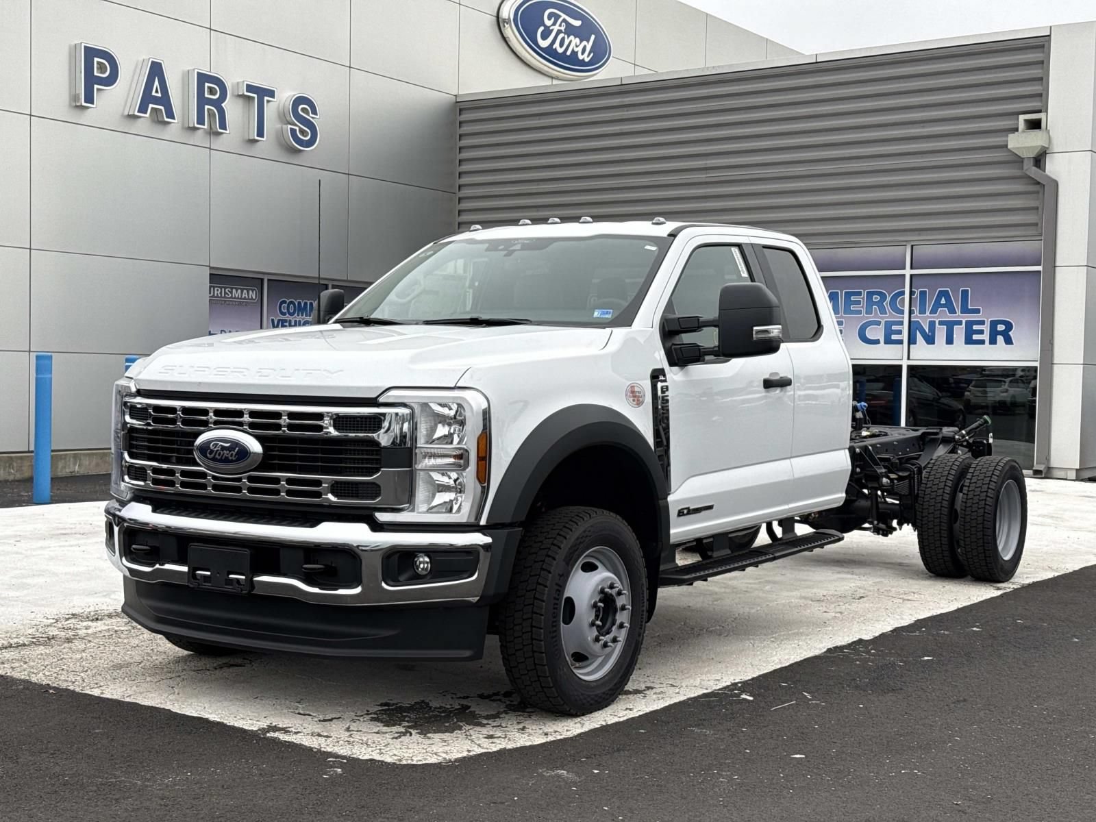 New 2026 Ford F550 4x4 Supercab Super Duty image 7