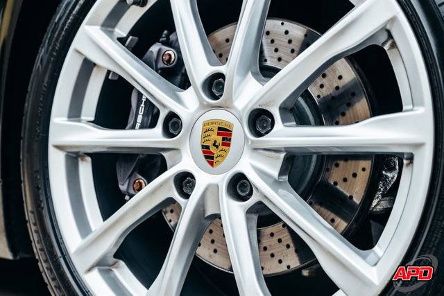 Used 2017 Porsche 718 Cayman image 3