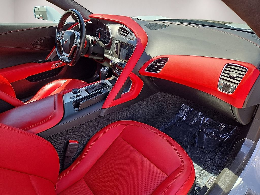 Used 2018 Chevrolet Corvette Grand Sport RWD image 15