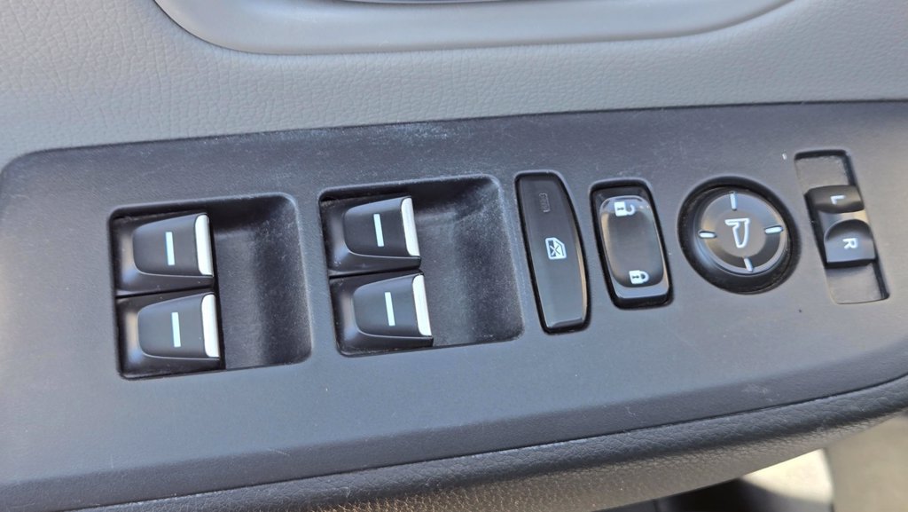 Used 2023 Honda Pilot EX-L image 16