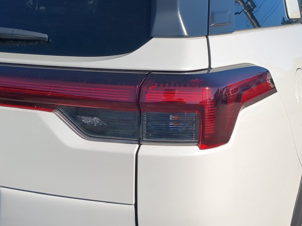 New 2026 Subaru Outback Limited AWD/4WD image 9