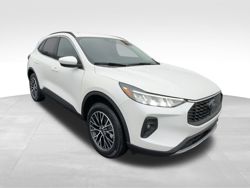 New 2026 Ford Escape SE FWD image 2