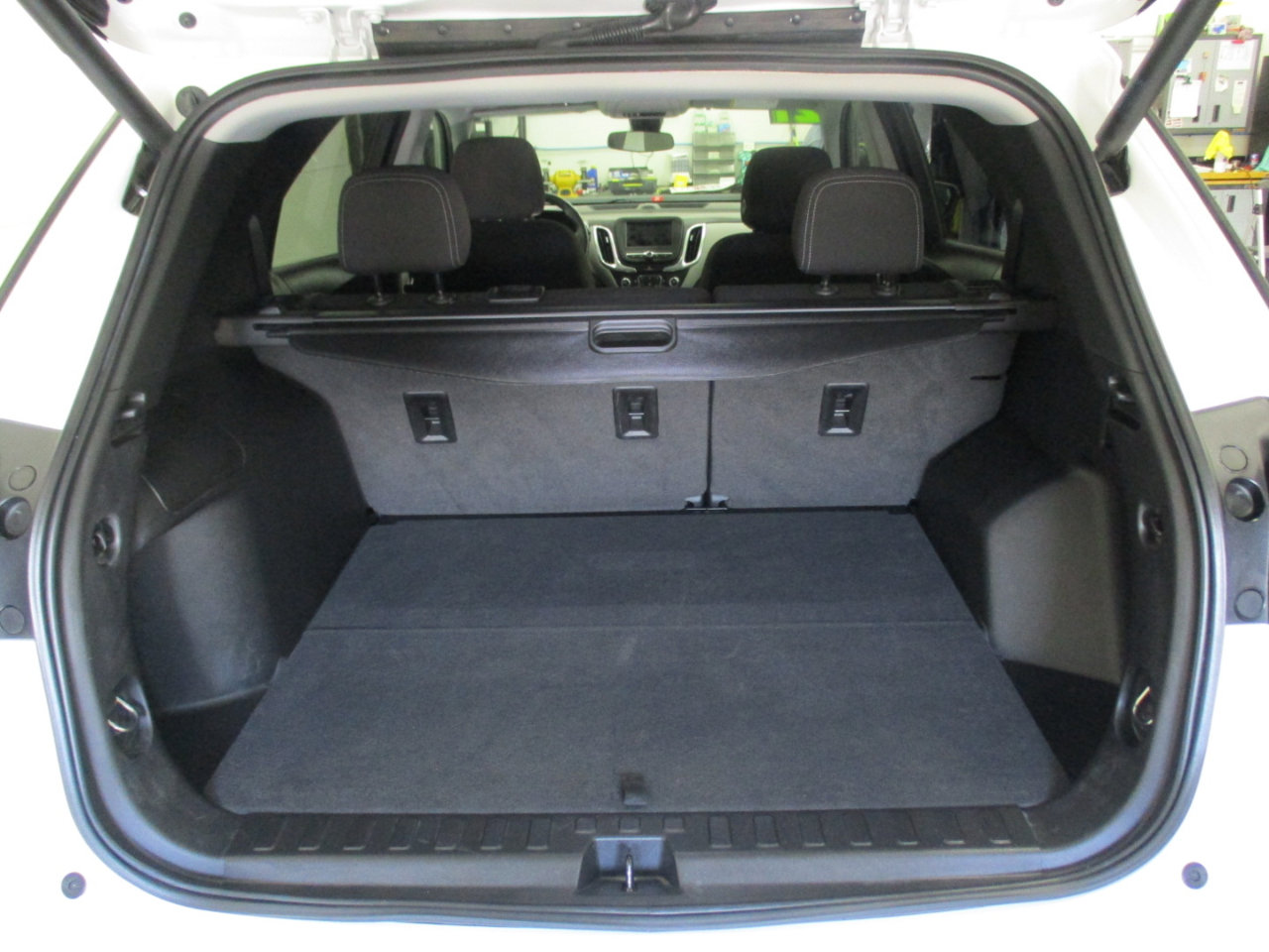 Used 2021 Chevrolet Equinox LT w/ Driver Convenience Package image 13