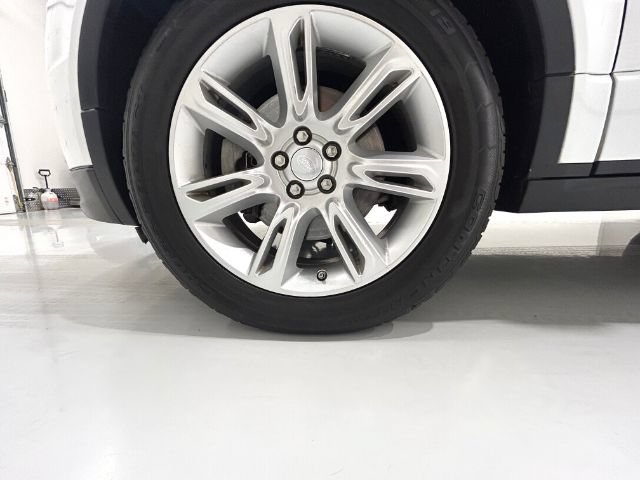 Used 2017 Land Rover Range Rover Evoque HSE Dynamic AWD/4WD image 9