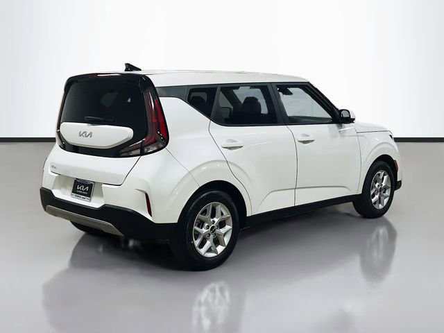 Certified 2025 Kia Soul S FWD image 7