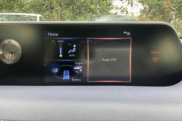 Used 2019 Lexus UX 250h w/ Accessory Package 2 AWD/4WD image 15