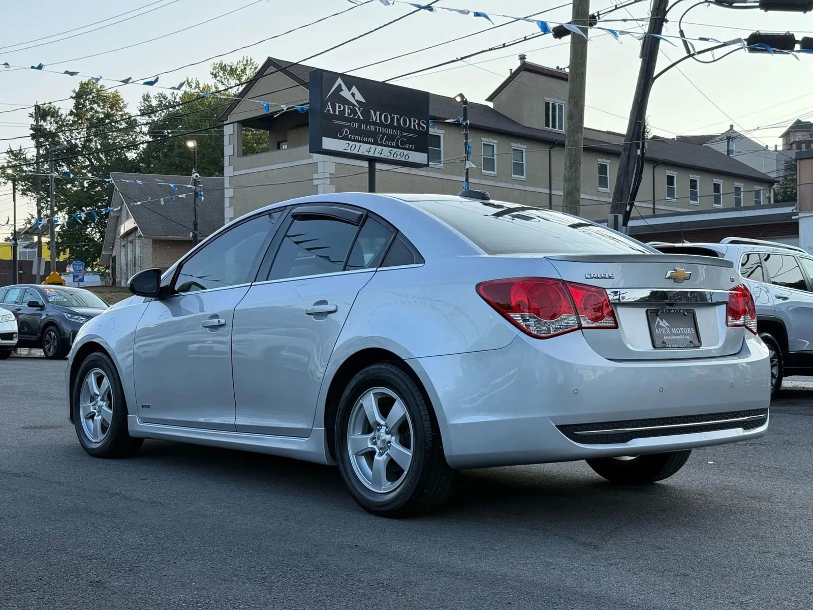 Used 2016 Chevrolet Cruze LT w/ Sun And Sound Package image 5