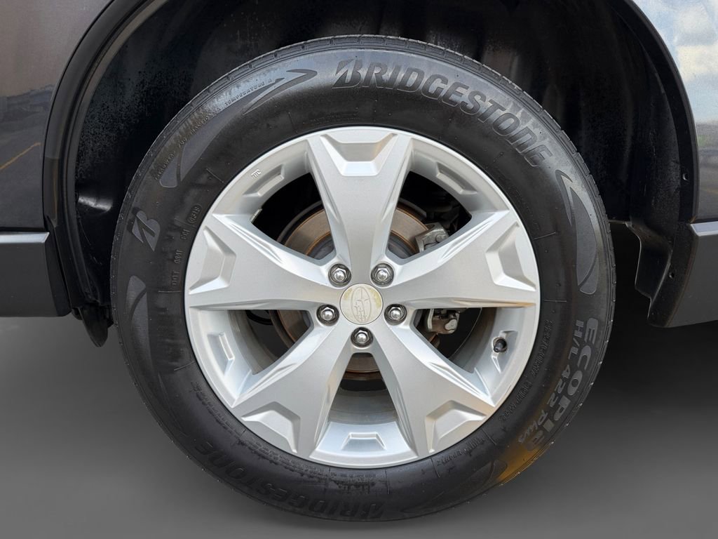 Used 2015 Subaru Forester 2.5i Premium AWD/4WD image 10