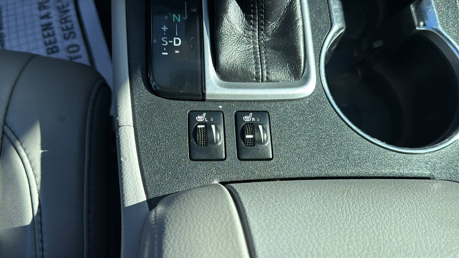 Used 2018 Toyota Highlander XLE image 22