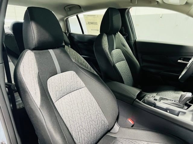 New 2026 Nissan Sentra SV w/ SV Convenience Package FWD image 30