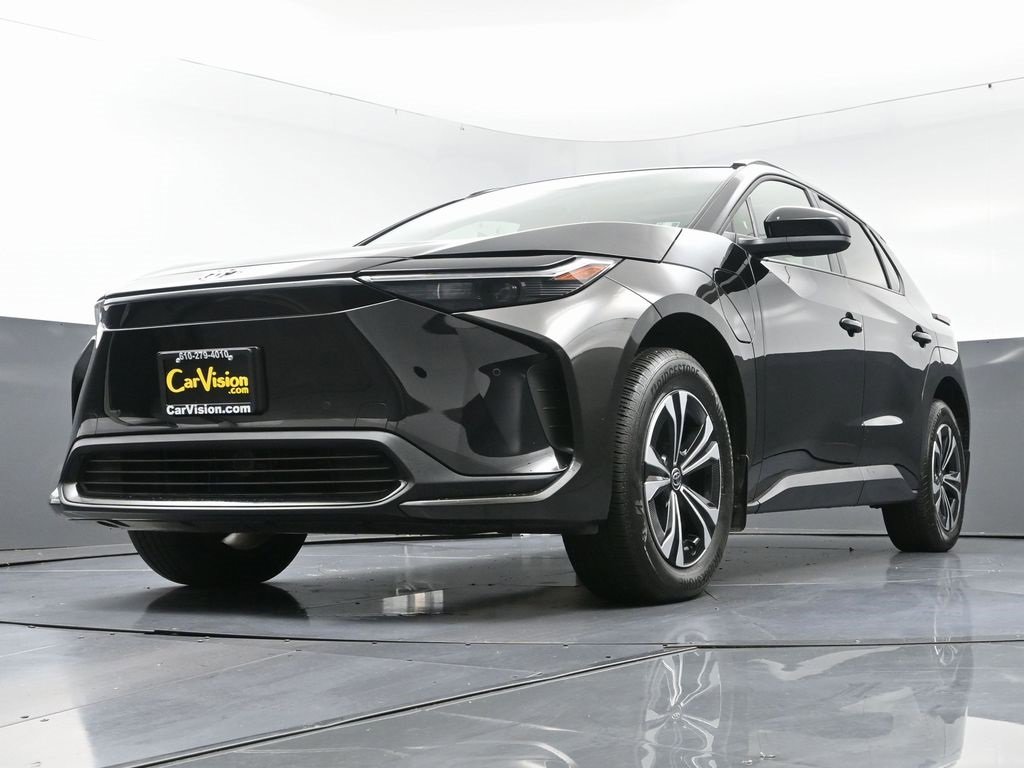 Used 2024 Toyota bZ4X XLE w/ Weather Package image 48