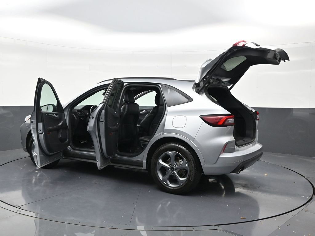 Used 2024 Ford Escape ST-Line w/ Tech Pack #1 FWD image 29