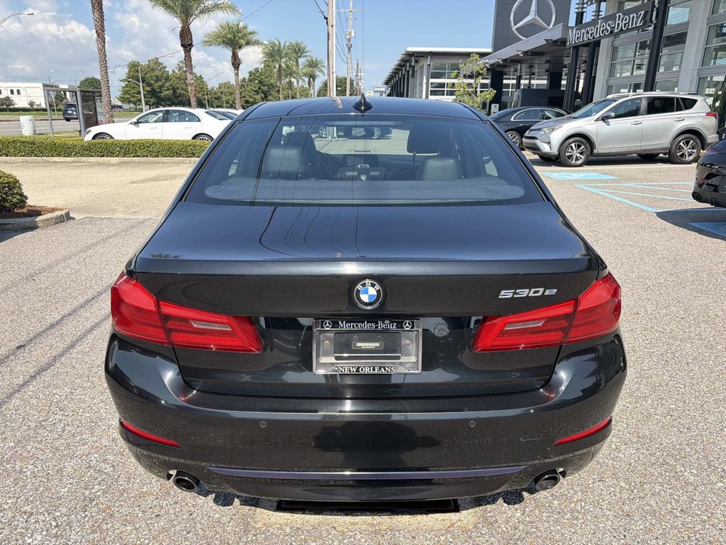 Used 2018 BMW 530e RWD image 6