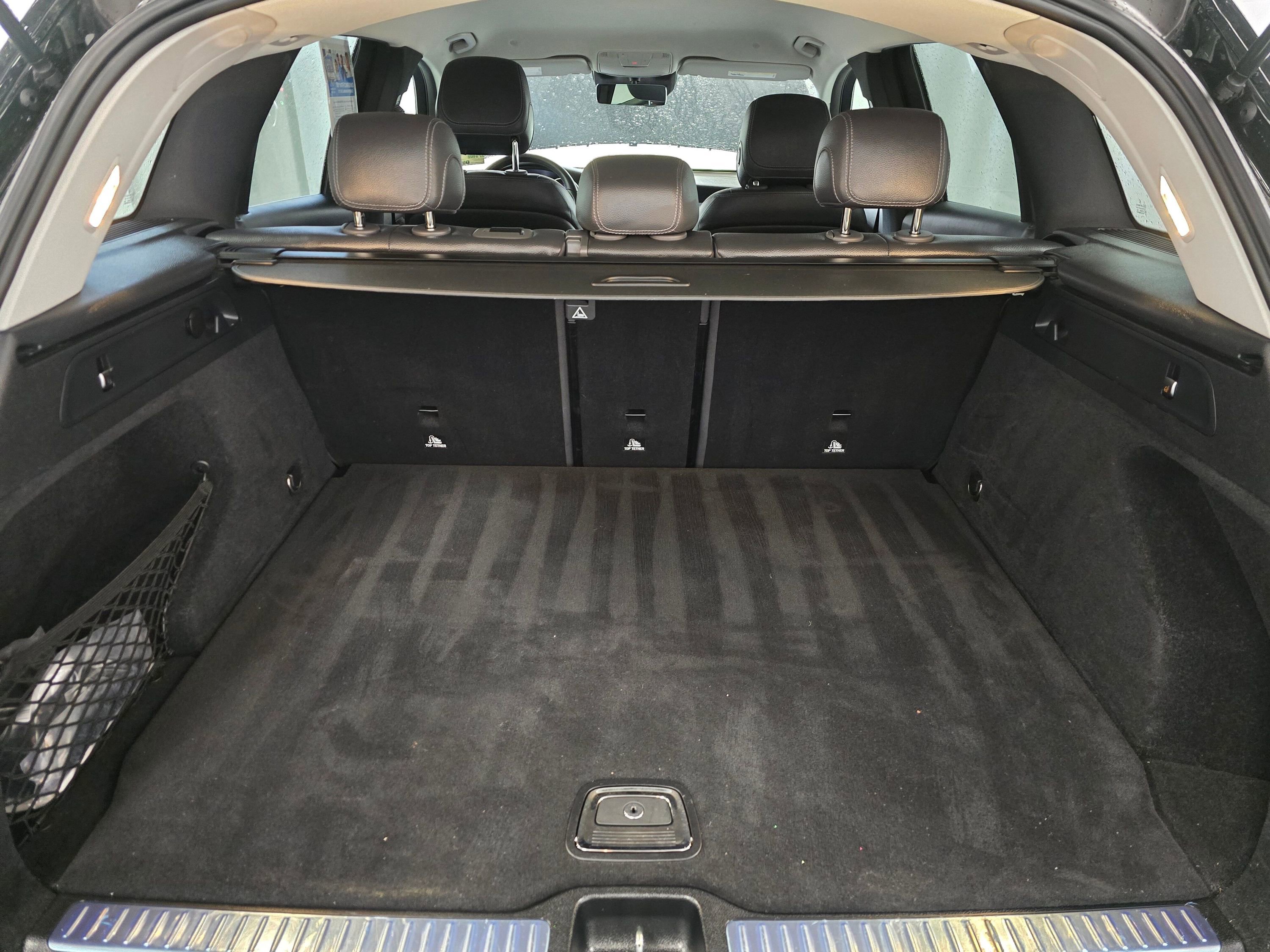 Used 2022 Mercedes-Benz GLC 300 4MATIC image 11