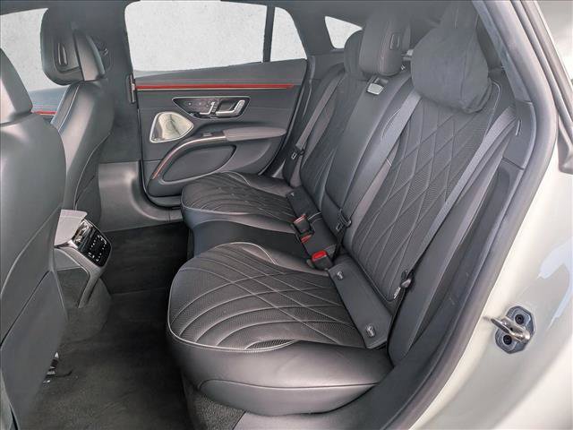 Certified 2023 Mercedes-Benz EQS 580 4MATIC Sedan image 19
