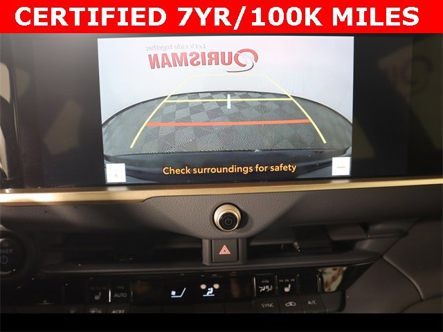 Used 2024 Toyota Crown XLE image 30