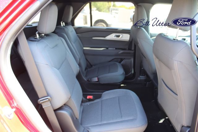 New 2027 Ford Explorer Active RWD image 8