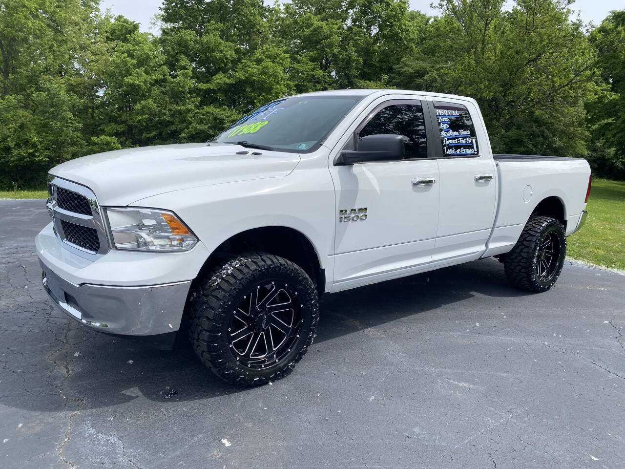 Used 2016 RAM 1500 Classic SLT AWD/4WD image 1