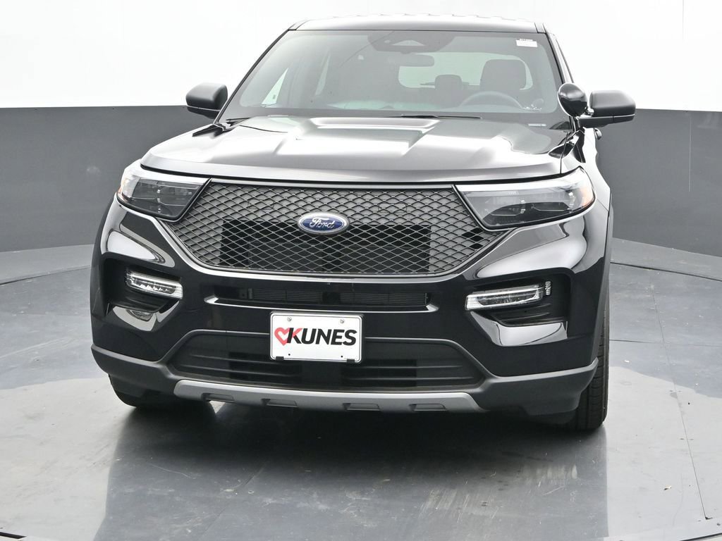 New 2025 Ford Explorer 4WD Police Interceptor image 3