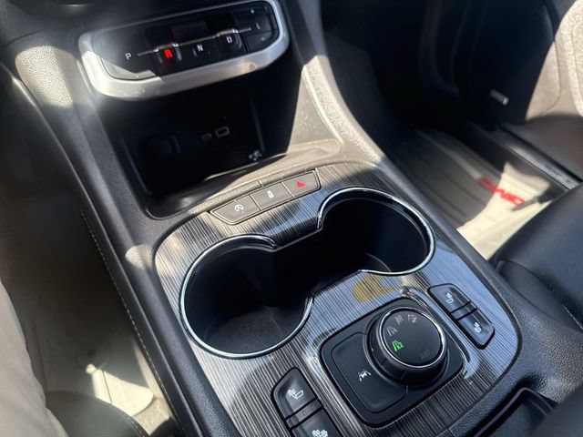 Used 2023 GMC Acadia SLT AWD/4WD image 30