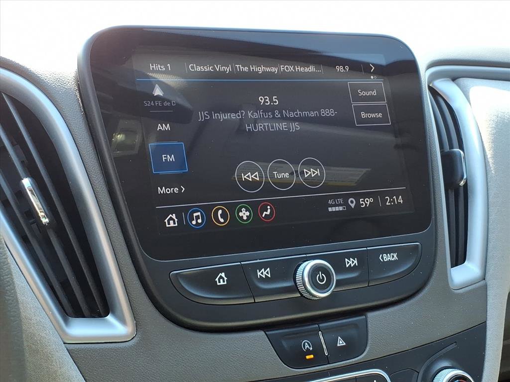 Used 2022 Chevrolet Malibu LT image 23