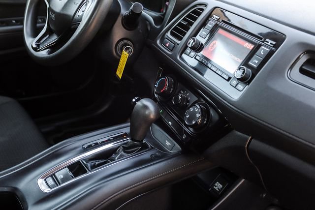 Used 2020 Honda HR-V LX image 50
