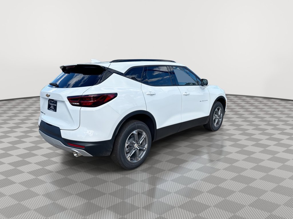 New 2026 Chevrolet Blazer LT w/ Sound & Technology Package AWD/4WD image 10