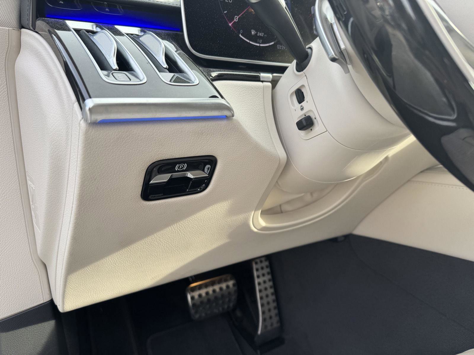 Certified 2023 Mercedes-Benz S 580 4MATIC Sedan image 6