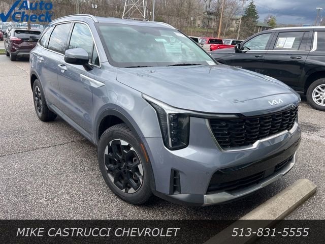Used 2024 Kia Sorento S image 2
