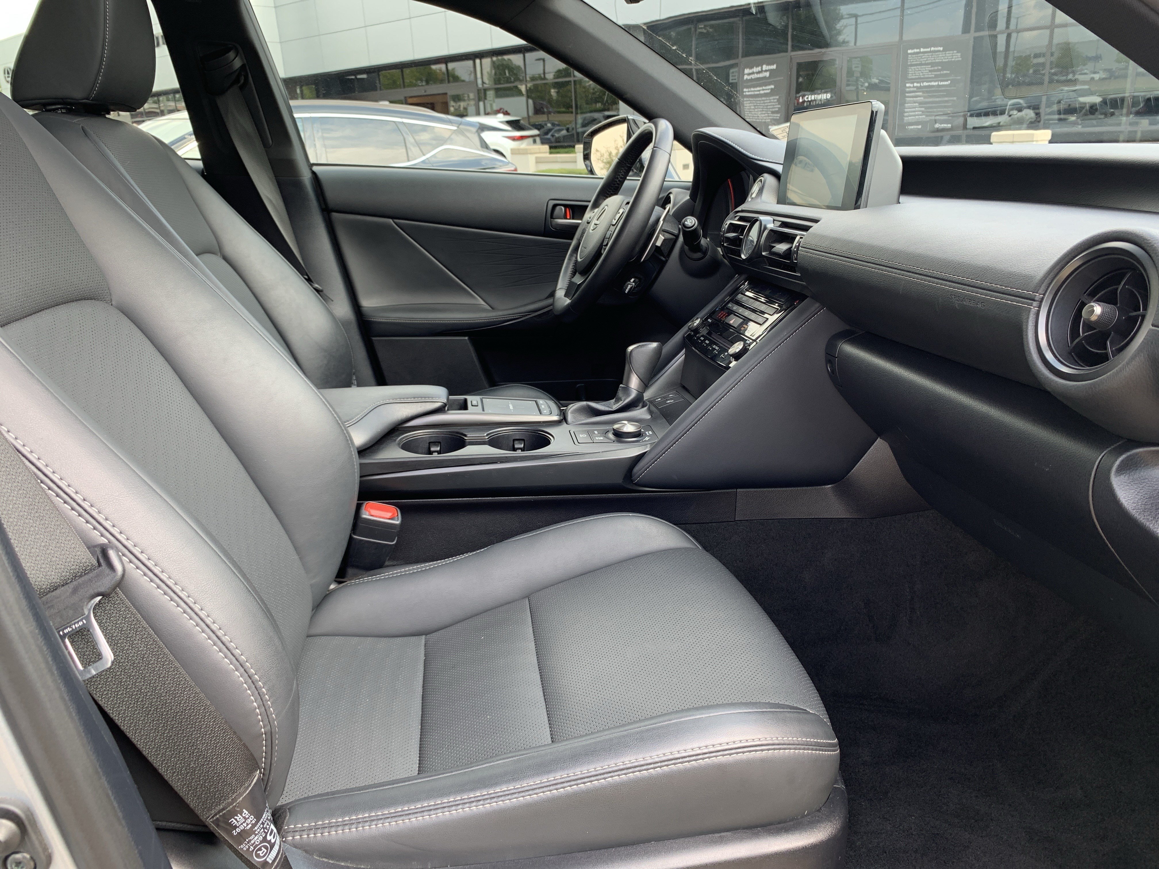 Used 2023 Lexus IS 300 w/ Premium Package RWD image 35