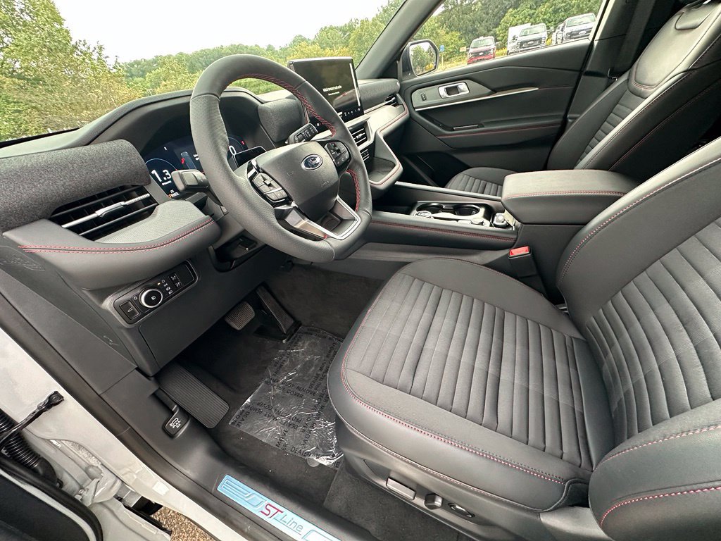 New 2027 Ford Explorer ST-Line w/ Premium Package AWD/4WD image 15