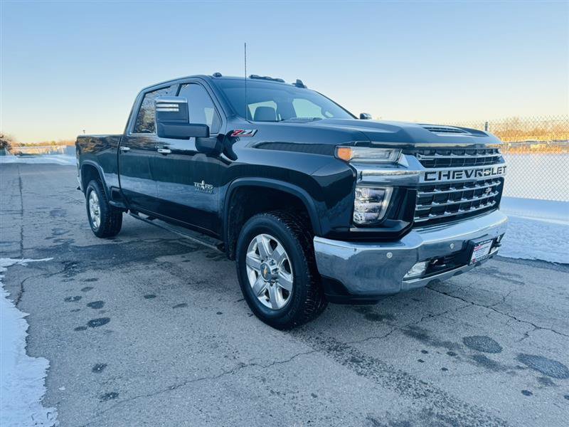 Used 2020 Chevrolet Silverado 2500 LTZ w/ LTZ Texas Edition AWD/4WD image 3