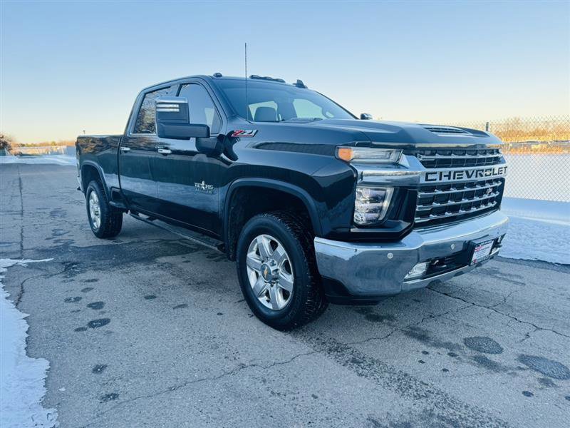 Used 2020 Chevrolet Silverado 2500 LTZ w/ LTZ Texas Edition AWD/4WD image 3