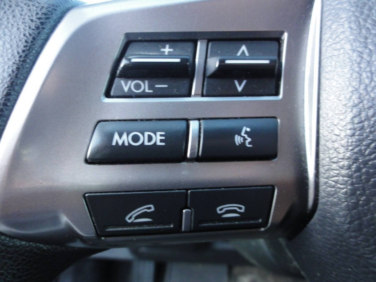 Used 2014 Subaru Impreza 2.0i AWD/4WD image 18