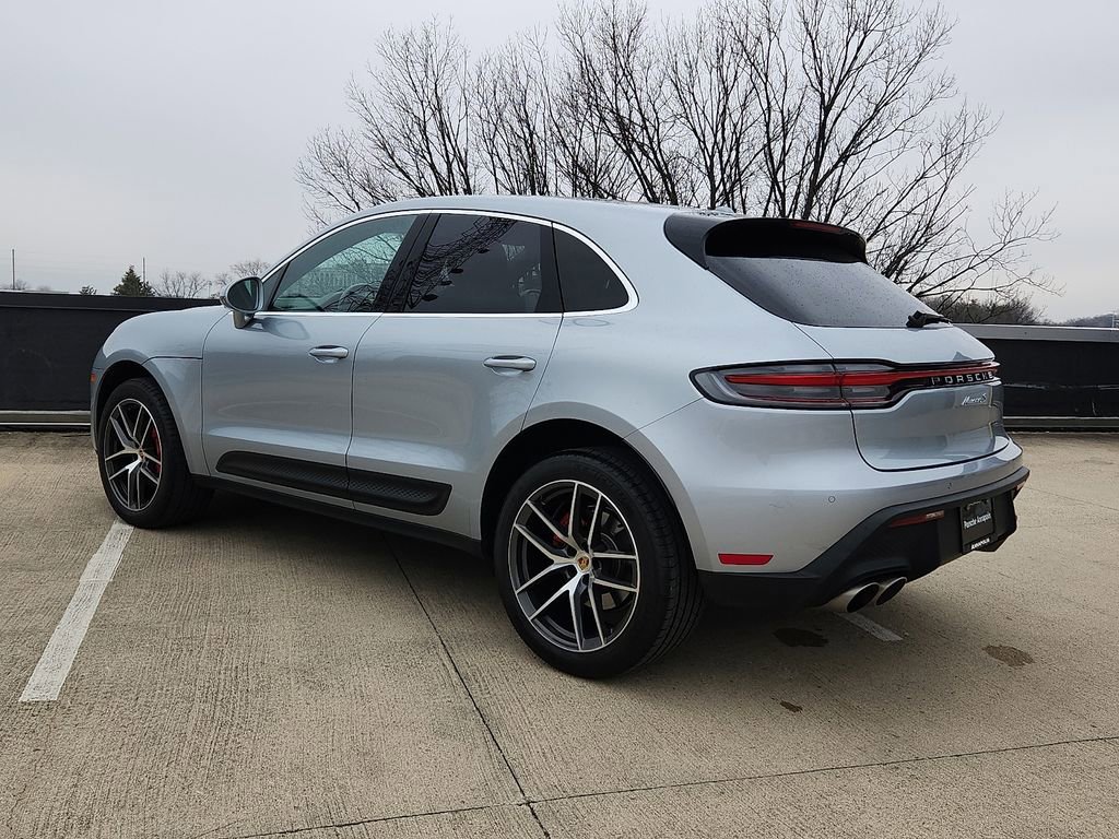 Certified 2023 Porsche Macan S image 3