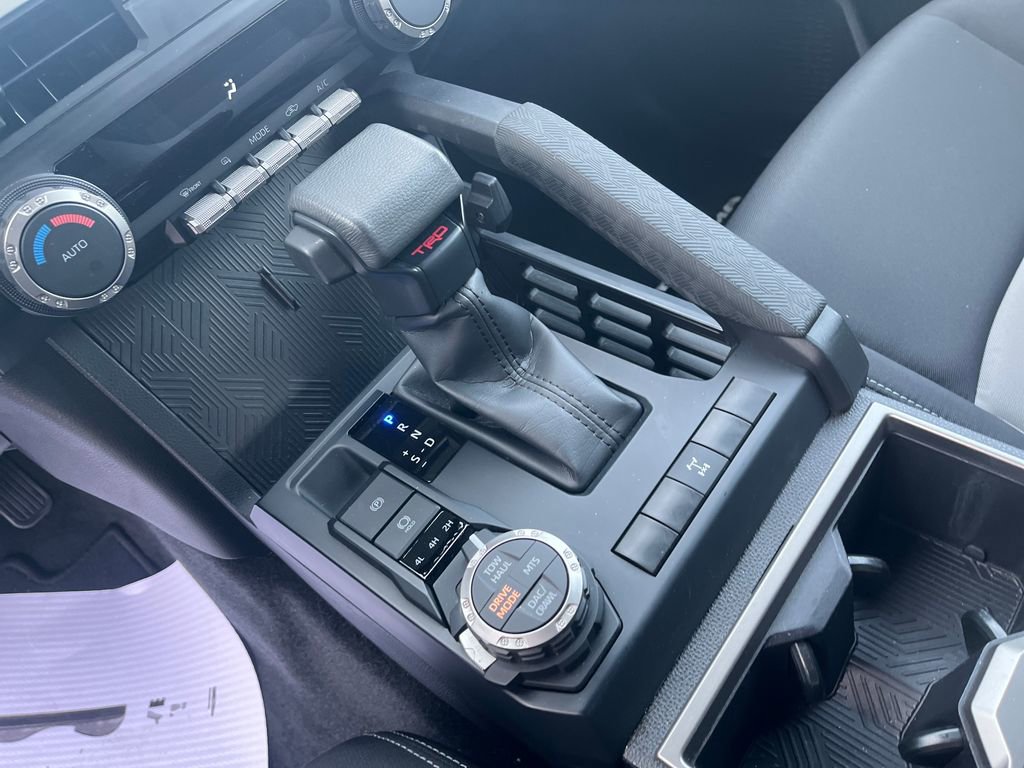 Used 2024 Toyota Tacoma TRD Off-Road image 24