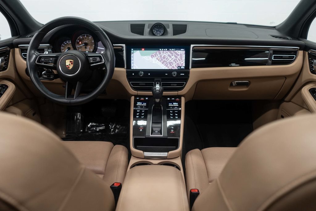 Used 2024 Porsche Macan S AWD/4WD image 9