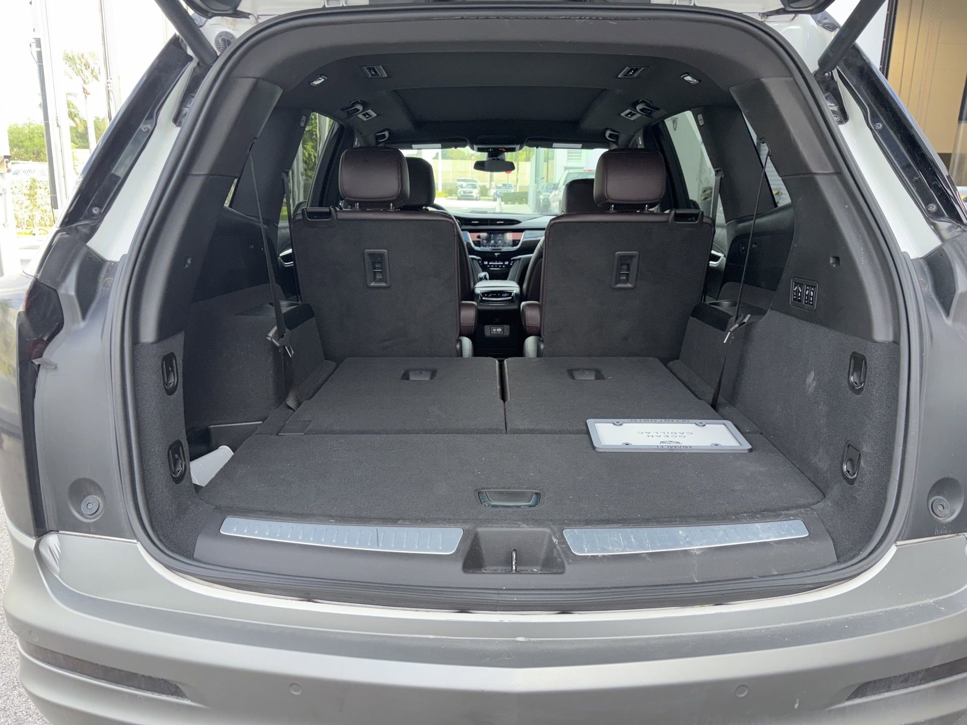 Used 2021 Cadillac XT6 Premium Luxury image 6