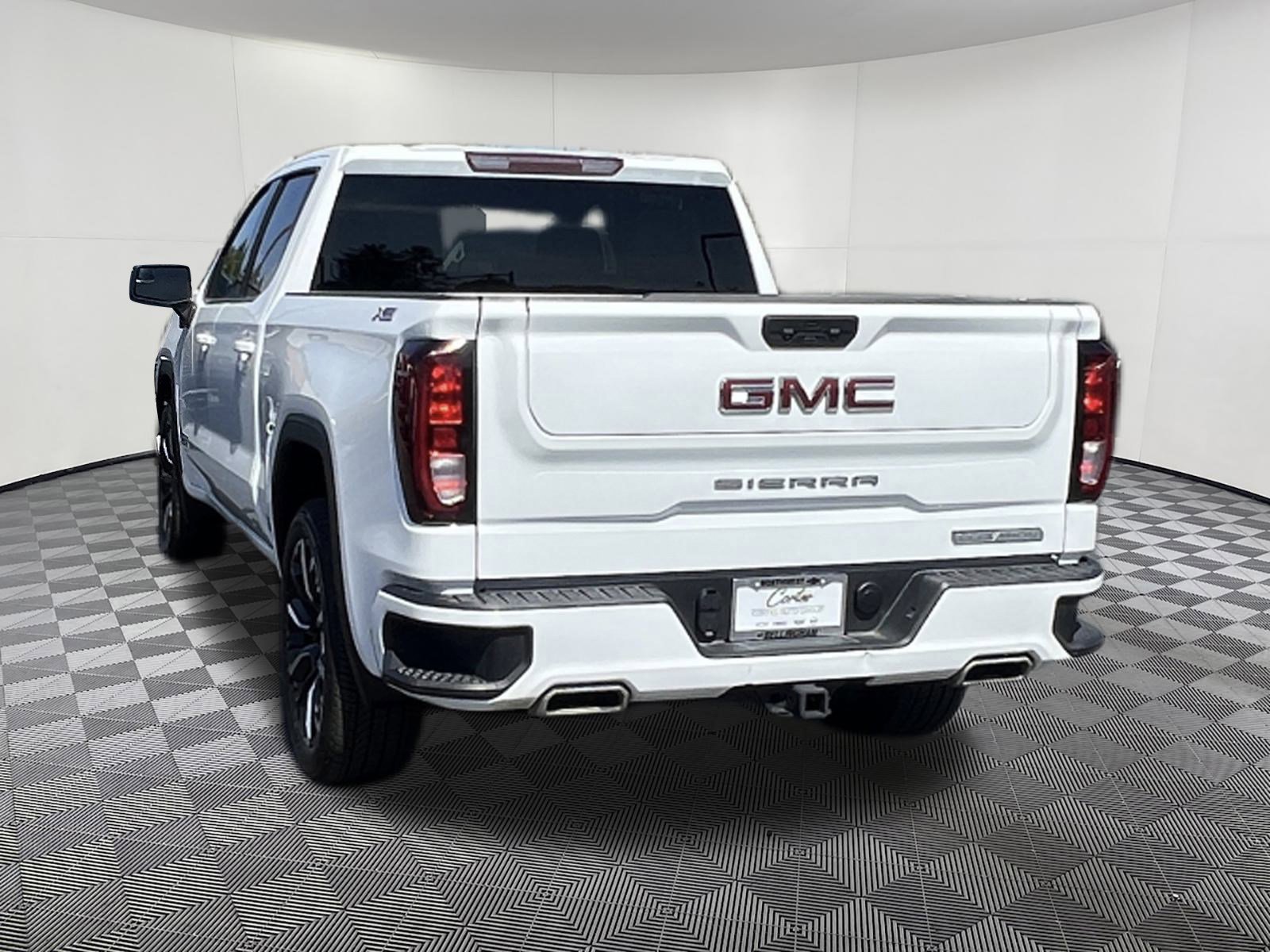 Used 2023 GMC Sierra 1500 Elevation image 4