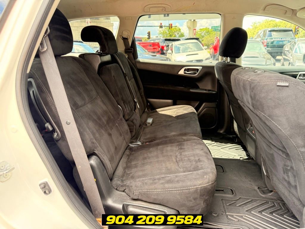 Used 2016 Nissan Pathfinder SV FWD image 31
