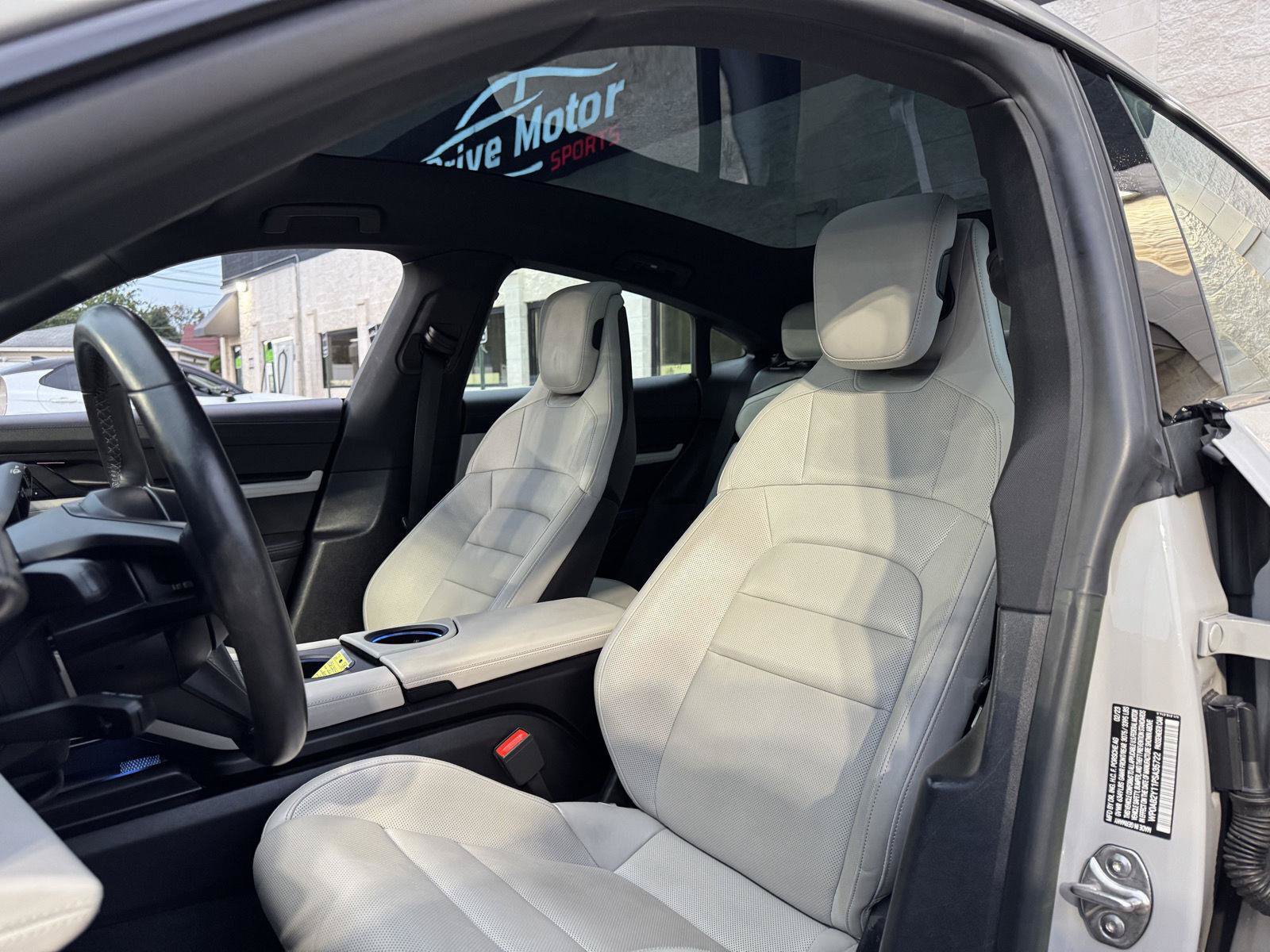 Used 2023 Porsche Taycan 4S w/ Premium Package AWD/4WD image 25