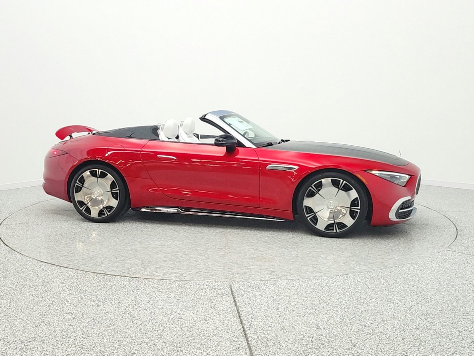 New 2026 Mercedes-Benz Maybach SL 680 image 4