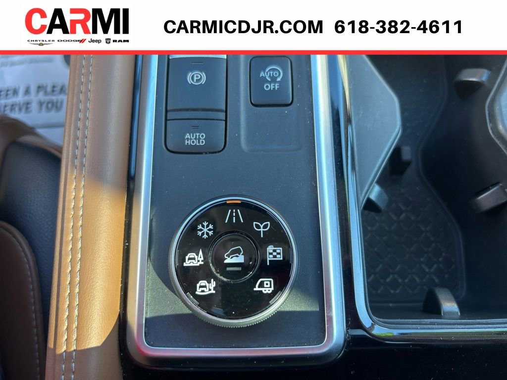 Used 2022 Nissan Pathfinder Platinum w/ Cargo Package AWD/4WD image 30