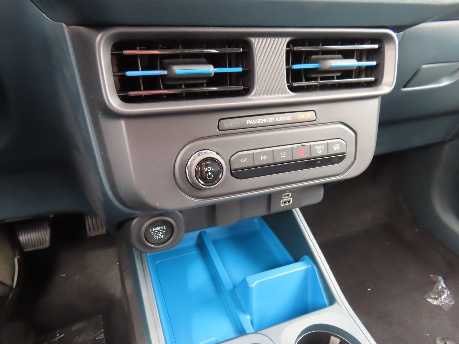 New 2026 Ford Maverick XLT w/ Equipment Group 301A image 13